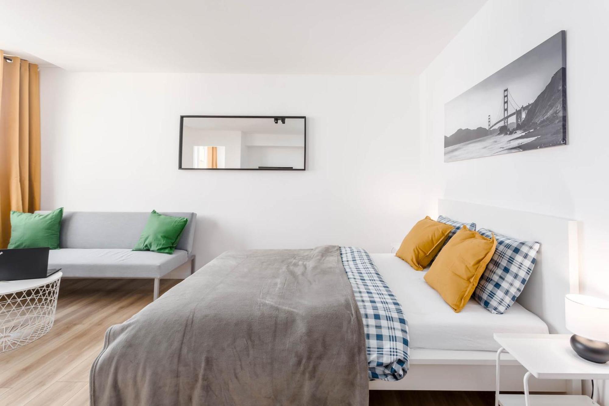 Enjoy! Srodmiescie Nowogrodzka Apartman Varsó Kültér fotó